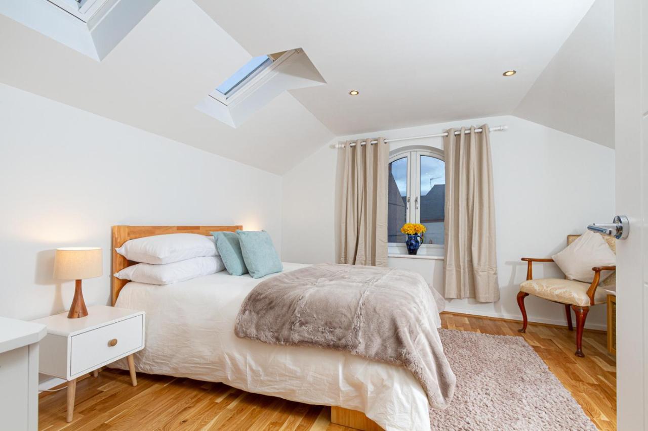 קארדיף The Coach House, Centrally Located Detached Coach House מראה חיצוני תמונה